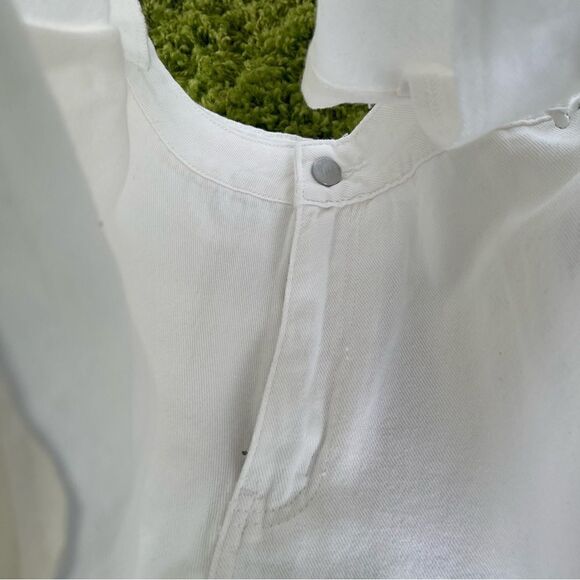 NWOT LACEUP SKORT WHITE - Picture 6 of 7